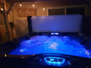 Hot Tub Hideaway